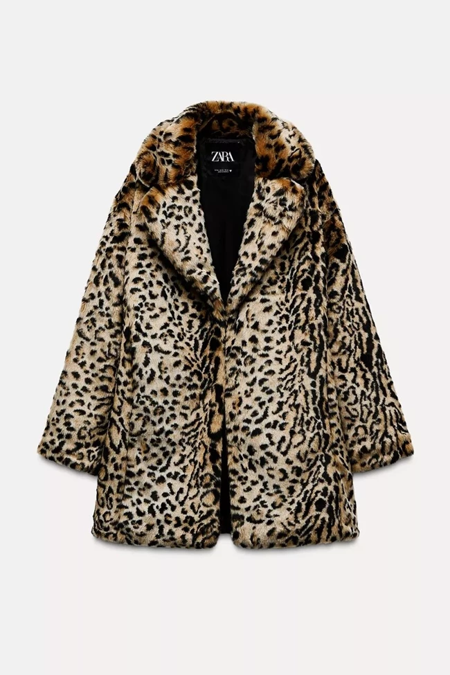 Αυτή η leopard faux fur από τη Zara θα ορίσει τις extravagant εμφανίσεις σου αυτή τη σεζόν