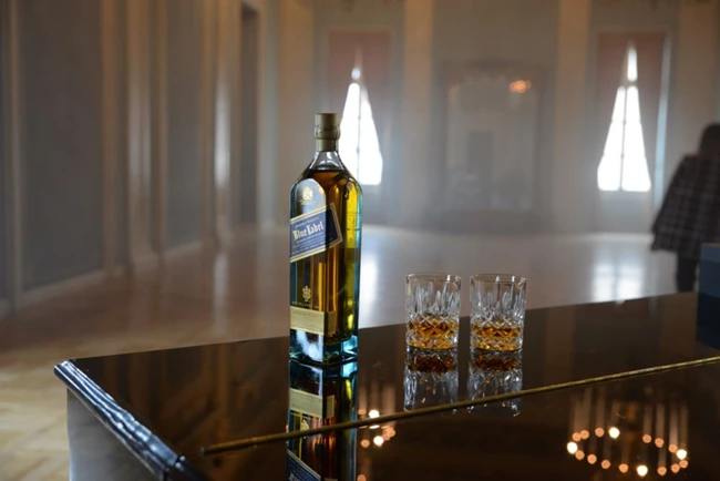 Kωνσταντίνος Αργυρός Χ Johnnie Walker