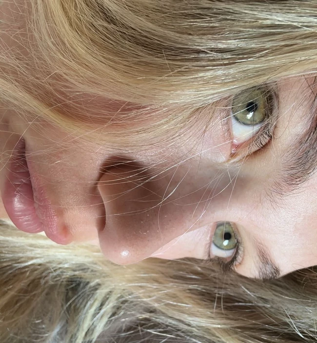 "Μοιάζεις με την Brigitte Bardot" | Η selfie φωτογραφία της Κλέλιας Ανδριολάτου ενθουσίασε τους fans της