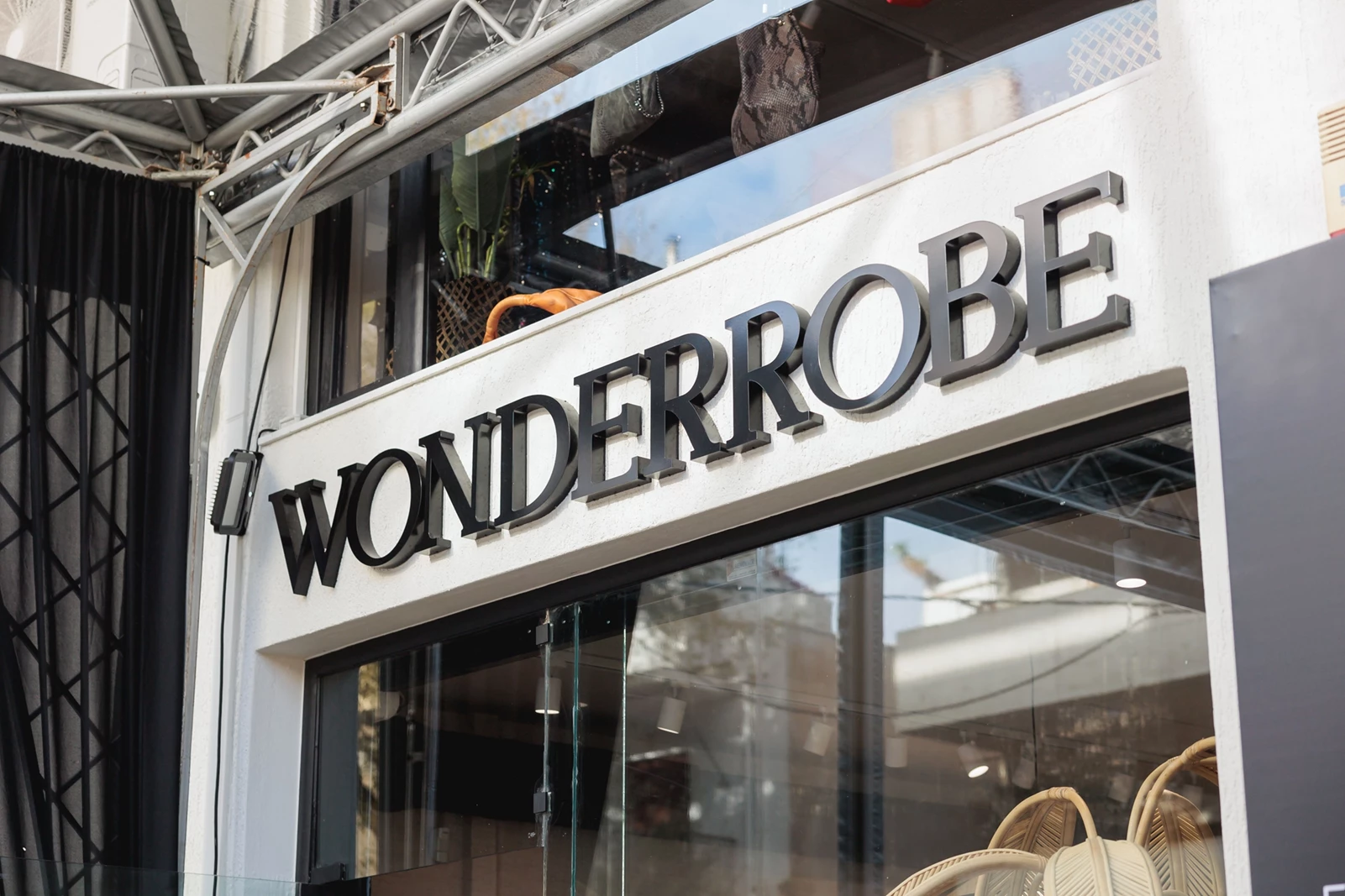 Wonderrobe