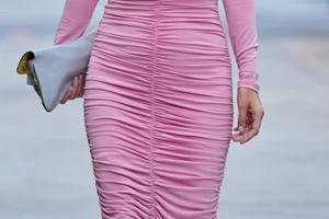 Midnight Jelly | Το απόλυτα chic μανικιούρ που θα αντικαταστήσει το μαύρο