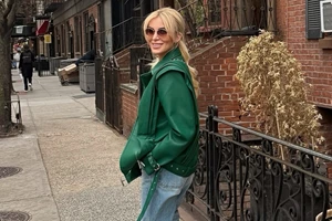 Κατερίνα Καινούργιου | Το λινό φόρεμά της από τη Zara είναι το chic item που αξίζει μια θέση στη συλλογή σου