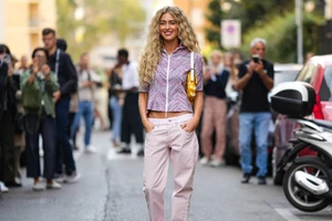 Το dress code είναι "κομψή στον καύσωνα" και αυτά είναι τα looks που θα αντιγράψεις