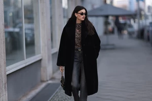 Το viral φόρεμα από τη Mango που θα φορέσεις τώρα και την άνοιξη είναι σε έκπτωση