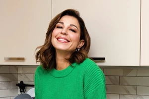 Το μυστικό της Ελένης Βουλγαράκη για λαμπερή επιδερμίδα και η θεραπεία που ορκίζεται ότι "αλλάζει" το πρόσωπό της - εικόνα 8