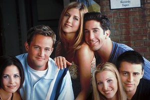 Συντετριμμένη η Jennifer Aniston με τον θάνατο του Matthew Perry - εικόνα 2