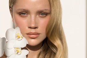 6 πολύ οικονομικές κρέμες για λιπαρές και ακνεϊκές επιδερμίδες που θα μεταμορφώσουν το πρόσωπό σου