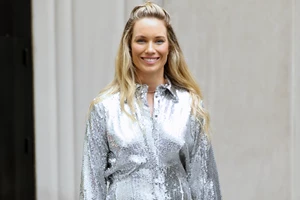 Αυτό το beaded τσαντάκι από τη Zara θα αναβαθμίσει τις εμφανίσεις σου αυτά τα Χριστούγεννα