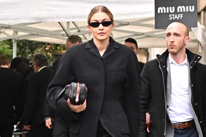 Εάν λατρεύεις το στιλ των αδερφών Olsen, αξίζει να ακολουθήσεις αυτές τις κομψές Δανέζες αδερφές στο Instagram