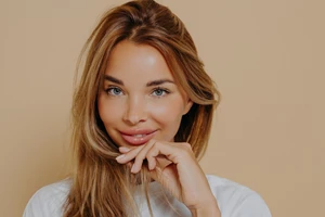 Face Sculpting | Το φυσικό "lifting" που είναι κυριολεκτικά στο χέρι σου