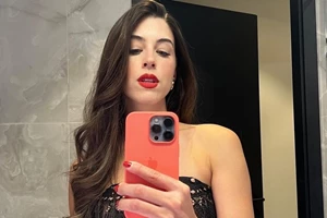 3 βερνίκια για να κάνεις το τέλειο "icy" λευκό μανικιούρ που είναι τάση φέτος