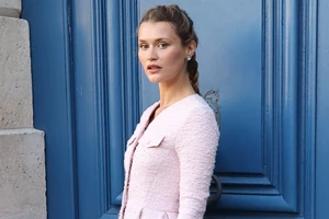 Οι φθινοπωρινοί τρόποι για να φορέσεις ένα πλεκτό φόρεμα σαν fashionista