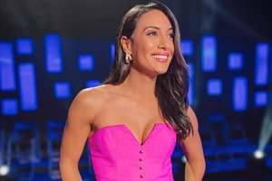 Ευγενία Σαμαρά | Με ολόσωμη φόρμα από το brand της συμπρωταγωνίστριάς της, Αθηνάς Οικονομάκου