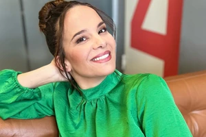 Ελιάνα Χρυσικοπούλου | Το leopard τζην της από τη Marks & Spencer είναι η ιδανική προσθήκη στη γκαρνταρόμπα μας αυτή τη σεζόν - εικόνα 3