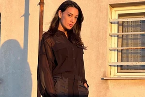 Ευγενία Σαμαρά | Με τις slingback γόβες από τη Zara που δεν πρέπει να λείπουν από τη συλλογή σου