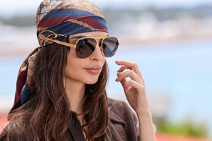 Είσαι ξανθιά; Αυτό είναι το eyeliner που θα απογειώσει το look σου