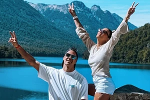 Σιέννα Μιχοπούλου | Η κόρη της Αθηνάς Οικονομάκου είναι fashion icon - Φόρεσε την απόλυτη τάση στα παντελόνια - εικόνα 3