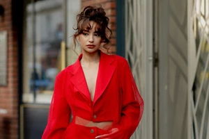 Άργησες να ξυπνήσεις και δεν ξέρεις τι να φορέσεις; Αυτές οι συμβουλές μόδας θα σε σώσουν