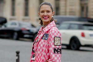 Αυτά είναι τα πιο ξεχωριστά και διάσημα flat παπούτσια φέτος την άνοιξη - εικόνα 2