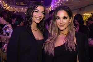 Δέσποινα Βανδή | Με εκδρομικό look στο αεροδρόμιο μετά το ταξίδι στη Ρώμη με τον Βασίλη Μπισμπίκη - εικόνα 5