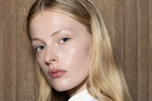 Το πιο έξυπνο trick για να αφαιρείς εύκολα την αδιάβροχη mascara