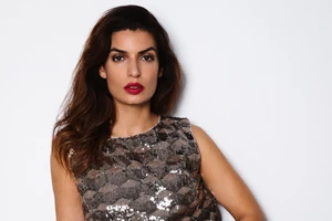 Τόνια Σωτηροπούλου & Κάτια Γκουλιώνη | Τα στιλάτα looks τους σε εγκαίνια καταστήματος στο κέντρο