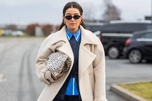 10 οικονομικές πλεκτές ζακέτες για να αναβαθμίσεις το layering game του χειμώνα και της άνοιξης - εικόνα 2