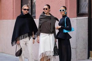 Η Ηλιάνα Παπαγεωργίου με το chic παντελόνι που δεν αποχωρίζονται οι Γαλλίδες το φθινόπωρο - εικόνα 3