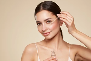 Γιατί το καλοκαίρι το δέρμα μας χρειάζεται περισσότερη βιταμίνη C; - εικόνα 2