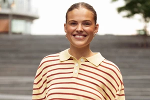 Η νέα κρέμα ματιών που δονείται και χαρίζει εφέ λίφτινγκ στο βλέμμα