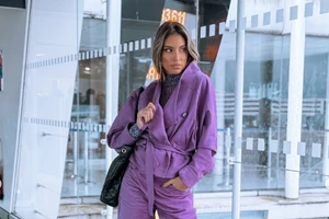 Αθηνά Οικονομάκου | Τα leopard mules της είναι η πιο sexy επιλογή για τις βραδινές εμφανίσεις της άνοιξης