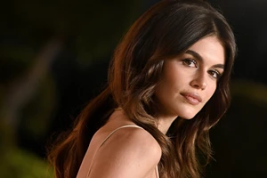 Ελένη Μενεγάκη | Το πανεύκολο μπονζέ μακιγιάζ της και πώς θα το αντιγράψεις - εικόνα 2