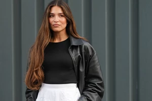 Το πιο chic κούρεμα των ‘90s επιστρέφει – και πάει σε όλες