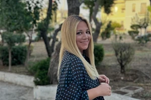 Νάνσυ Ζαμπέτογλου | Η βερμούδα της από τη Regalinas είναι το item που δεν θα βγάλεις από πάνω σου αυτήν την άνοιξη - εικόνα 2