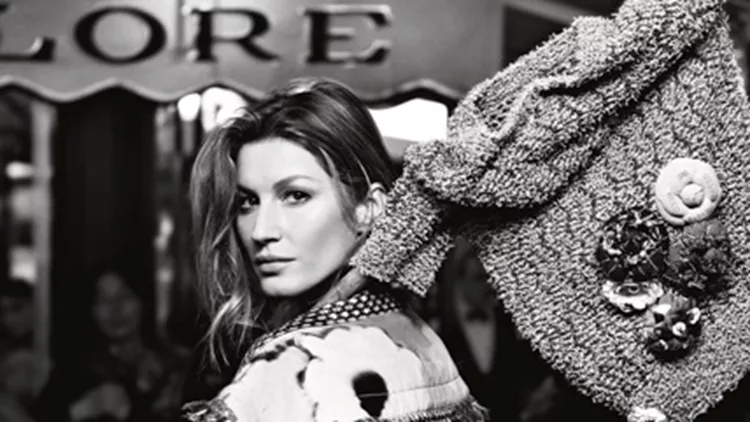 H Gisele στη νέα καμπάνια Chanel