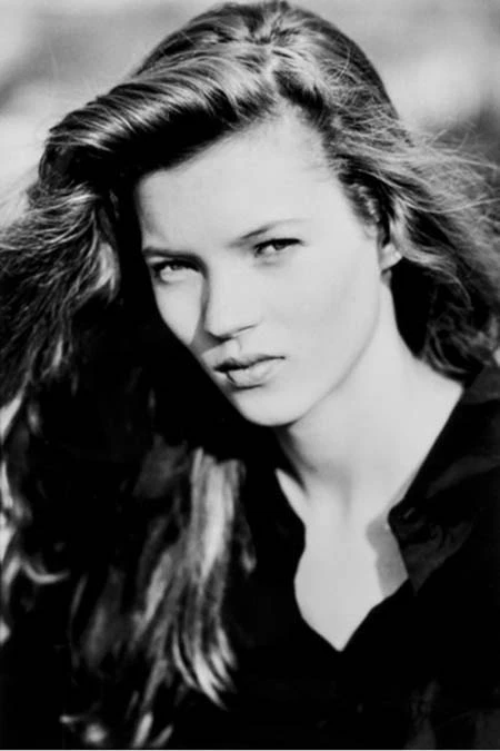 Φωτογραφίες της έφηβης Kate Moss σε δημοπρασία