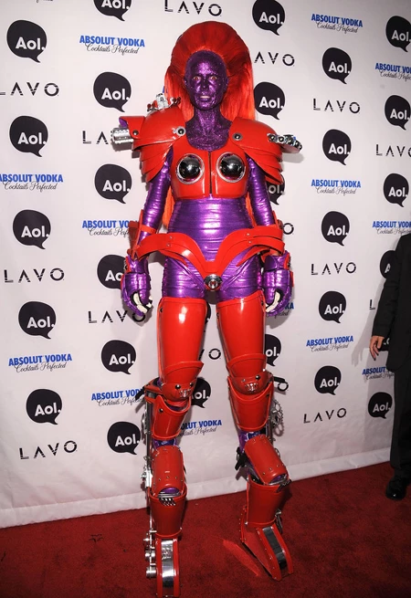 Τι θα ντυθεί φέτος η Heidi Klum για το Halloween;