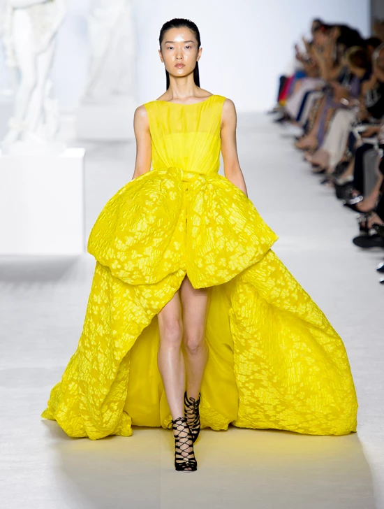 Haute Couture Fashion Week: Τα show των Christian Dior, Versace και Giambattista Valli - εικόνα 10