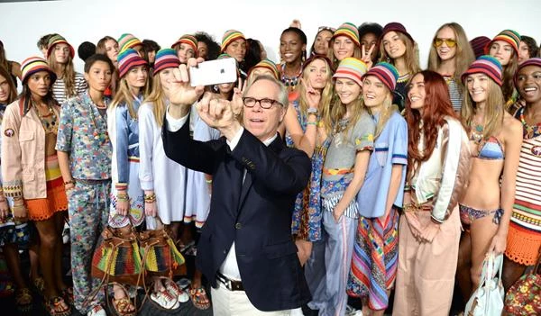 Tommy Hilfiger S/S16: Φωτογραφίες από το fashion show που εντυπωσίασε! - εικόνα 8