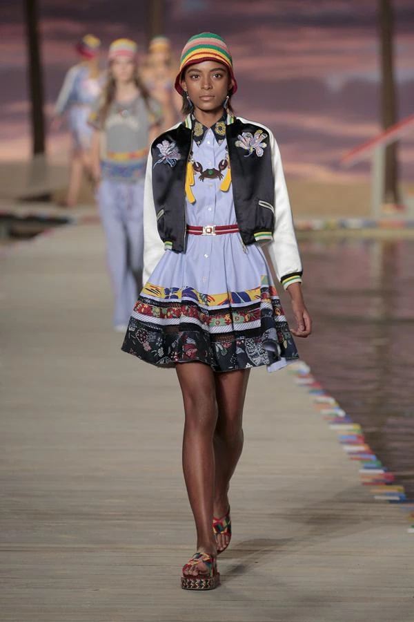 Tommy Hilfiger S/S16: Φωτογραφίες από το fashion show που εντυπωσίασε! - εικόνα 9