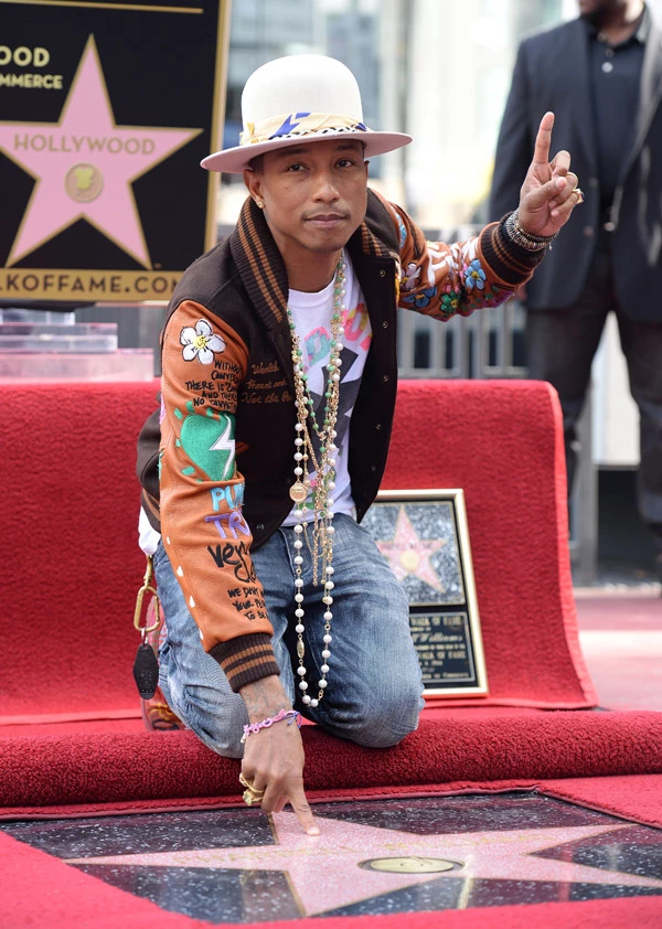 O Pharrell Williams απέκτησε το δικό του αστέρι στη λεωφόρο της δόξας! - εικόνα 2