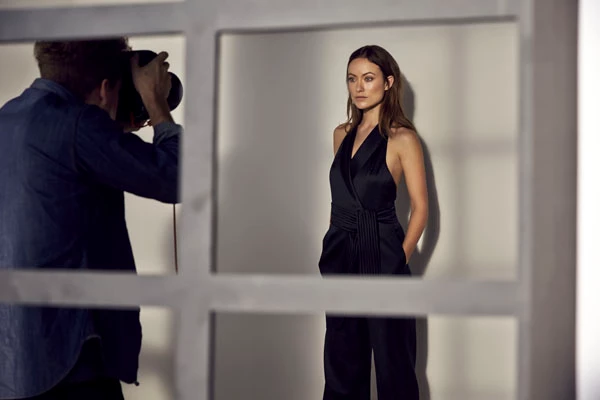 H Olivia Wilde είναι το πρόσωπο της καμπάνιας Η&Μ Conscious Exclusive Collection 