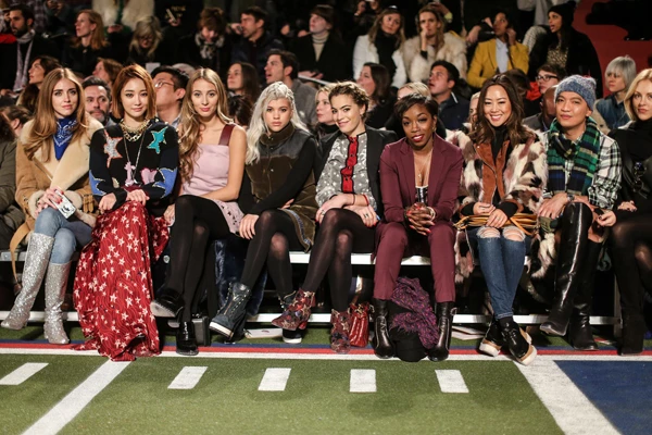 Tommy Hilfiger FW15: Το λαμπερό front row και τα highlights της συλλογής