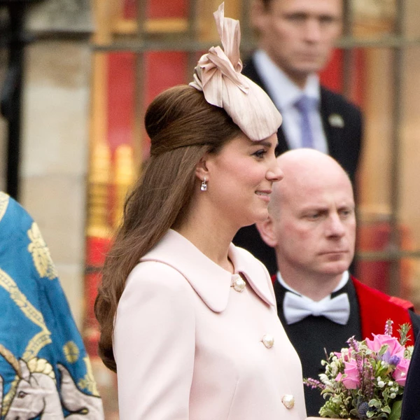 Η Catherine Middleton προτείνει το πιο απλό και καθημερινό χτένισμα  - εικόνα 3