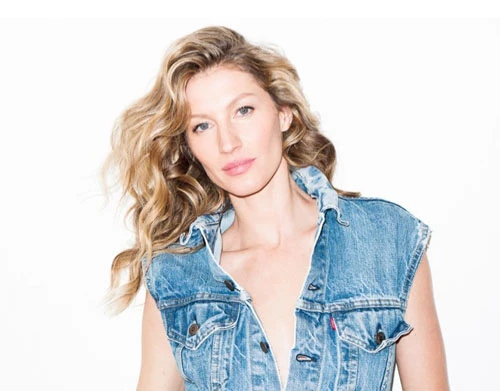 Η Gisele κάνει γκριμάτσες στον φακό του Terry Richardson