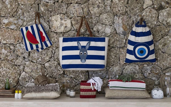 ΑtoZGreek: Ένα νέο beach accessories brand με ελληνική υπογραφή