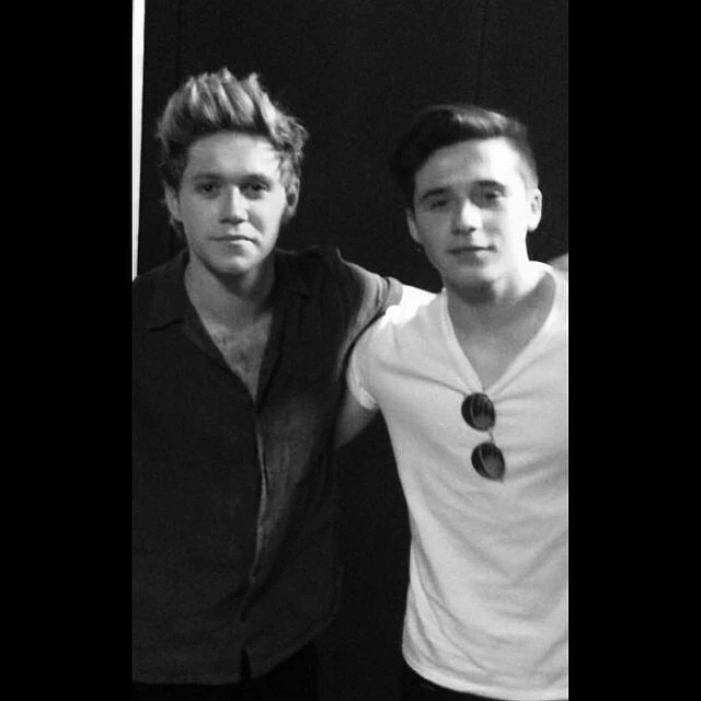 Ο Brooklyn Beckham ποζάρει στο Instagram με τους One Direction - εικόνα 3