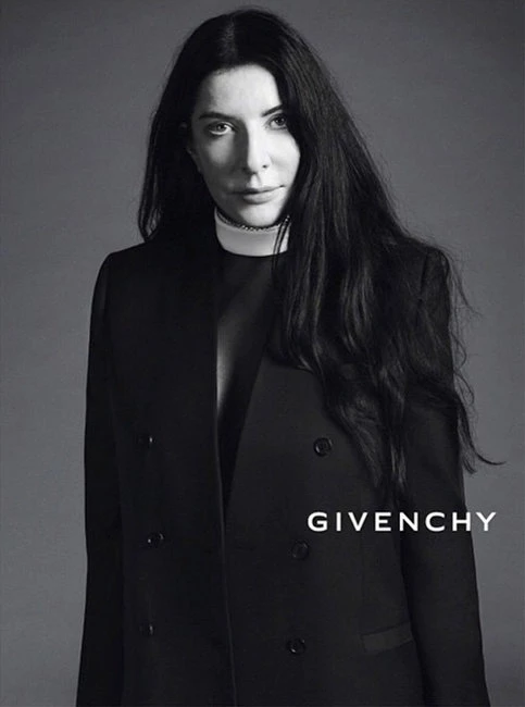 Η Marina Abramovic και ο Givenchy συνεργάζονται για το NYFW