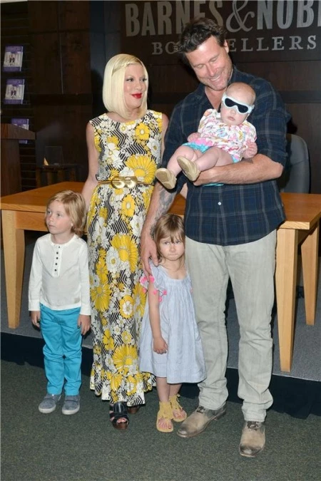 Η Tori Spelling πουλάει το σπίτι της στο Μαλιμπού!