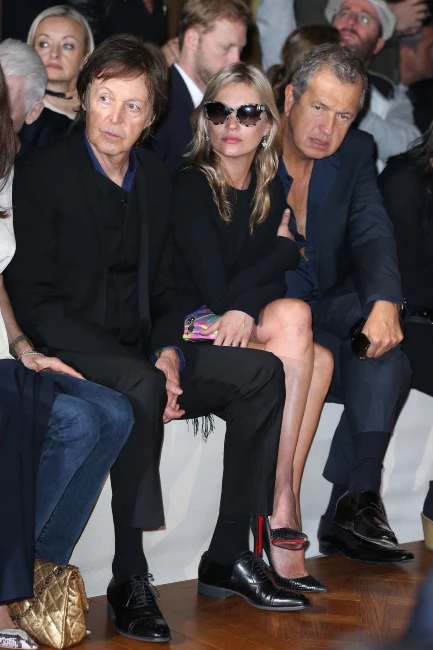 Paris Fashion Week: Super stylish παρουσίες στην front row - εικόνα 5